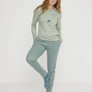 Rif.8788 Pigiama donna amour in caldo cotone con collo quattro bottoni